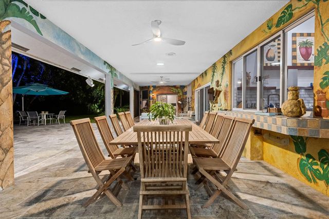 17888 Fieldbrook Circle W, Boca Raton, FL 33496
