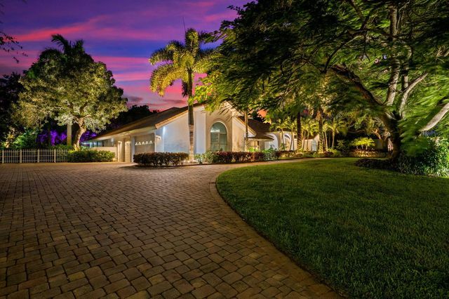 17888 Fieldbrook Circle W, Boca Raton, FL 33496