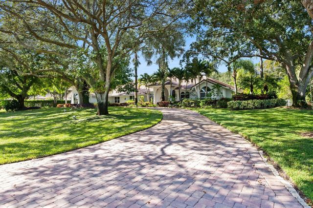 17888 Fieldbrook Circle W, Boca Raton, FL 33496