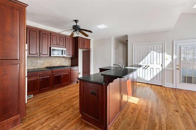 1701 Kenbrook Court, Acworth, GA 30101