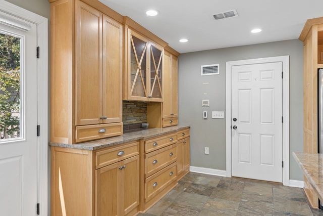 179 Clifftop Dr, Hendersonville, TN 37075