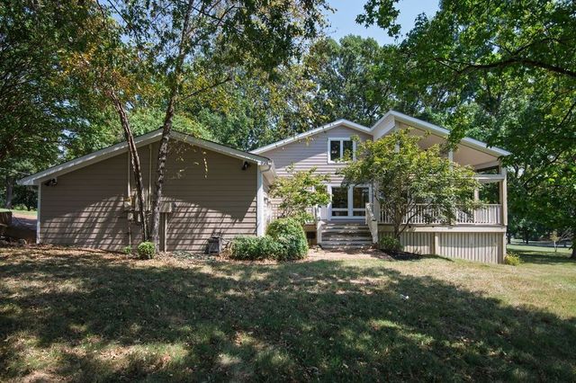 179 Clifftop Dr, Hendersonville, TN 37075