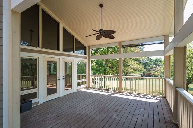 179 Clifftop Dr, Hendersonville, TN 37075