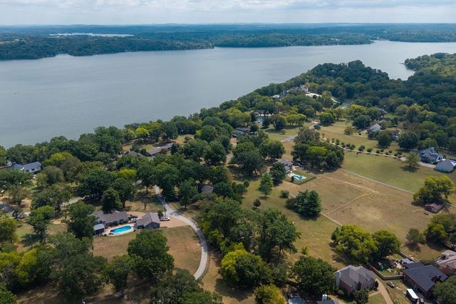 179 Clifftop Dr, Hendersonville, TN 37075