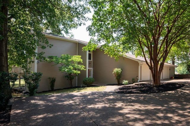 179 Clifftop Dr, Hendersonville, TN 37075