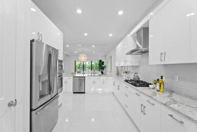 5603 Delacroix Terrace, Palm Beach Gardens, FL 33418