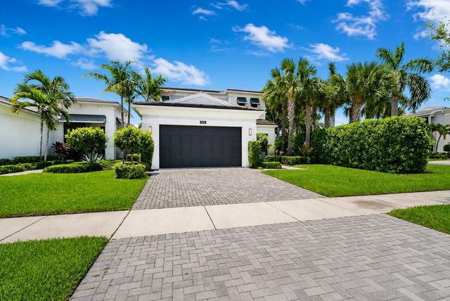 5603 Delacroix Terrace, Palm Beach Gardens, FL 33418
