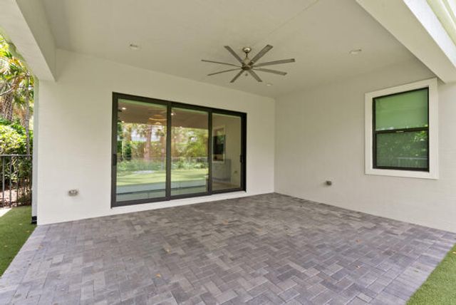 5603 Delacroix Terrace, Palm Beach Gardens, FL 33418