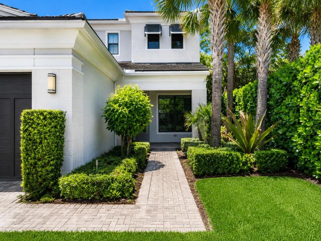 5603 Delacroix Terrace, Palm Beach Gardens, FL 33418