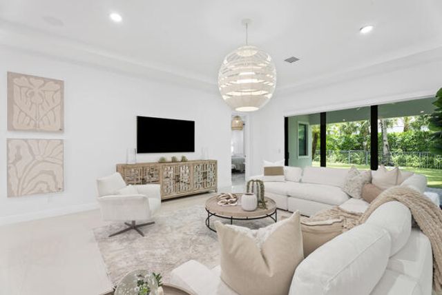 5603 Delacroix Terrace, Palm Beach Gardens, FL 33418