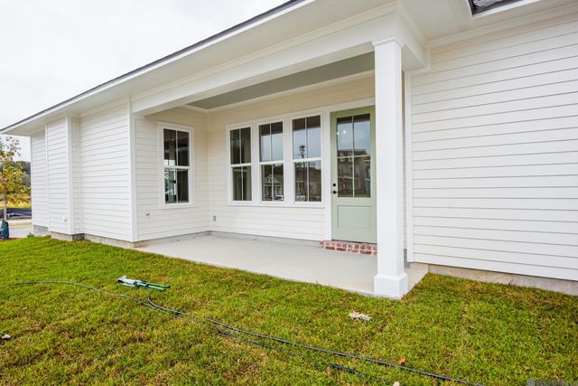 7644 Jeter Dr, Baton Rouge, LA 70817