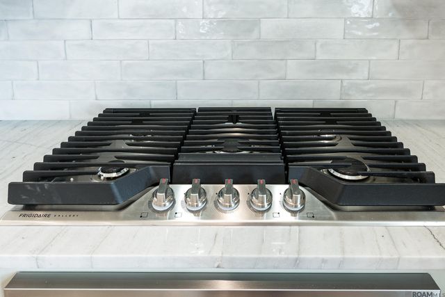 7644 Jeter Dr, Baton Rouge, LA 70817