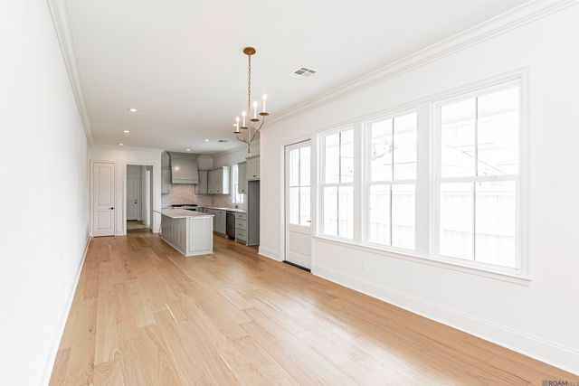 7644 Jeter Dr, Baton Rouge, LA 70817