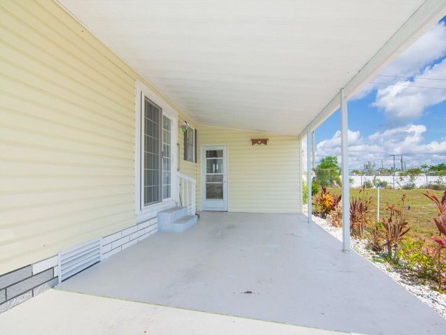 196 NE Emerald Drive, Jensen Beach, FL 34957