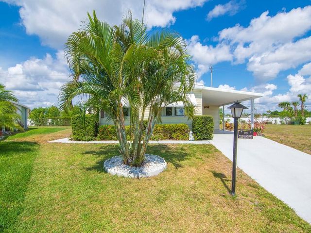 196 NE Emerald Drive, Jensen Beach, FL 34957
