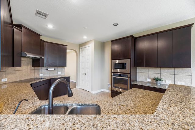 10135 Cypress Path, Missouri City, TX 77459