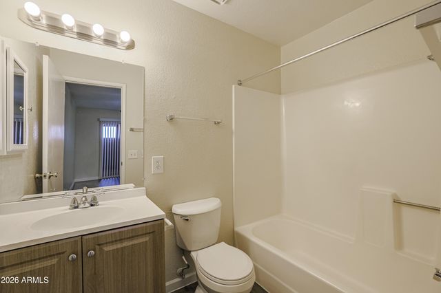 501 W HONONEGH Drive 6, Phoenix, AZ 85027