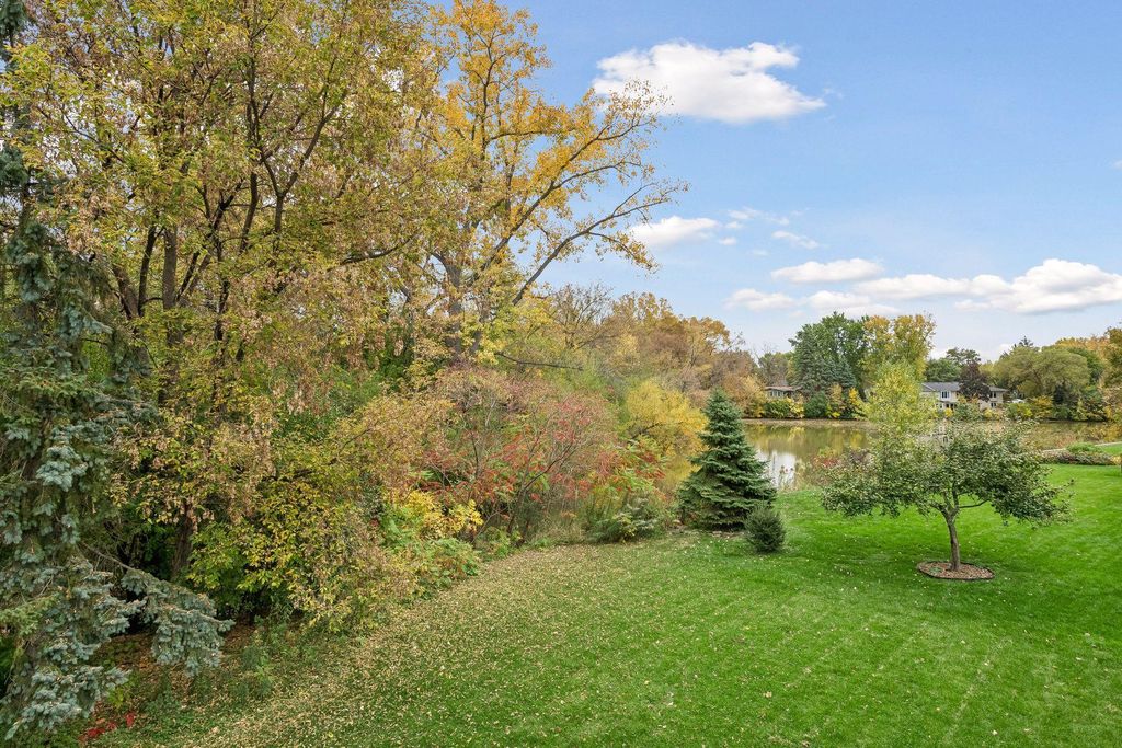 2060 Kelly Drive, Golden Valley, MN 55427 — photo 3