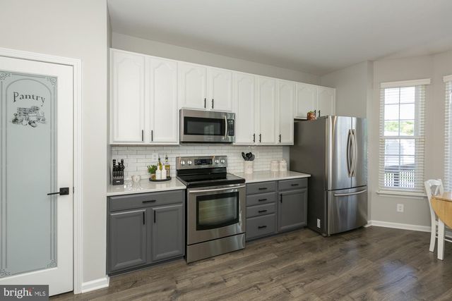 334 CALMES ST, Charles Town, WV 25414