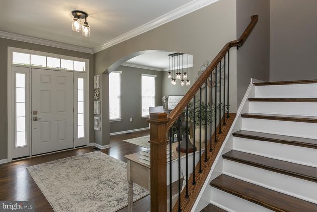 334 CALMES ST, Charles Town, WV 25414