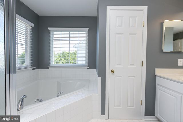334 CALMES ST, Charles Town, WV 25414
