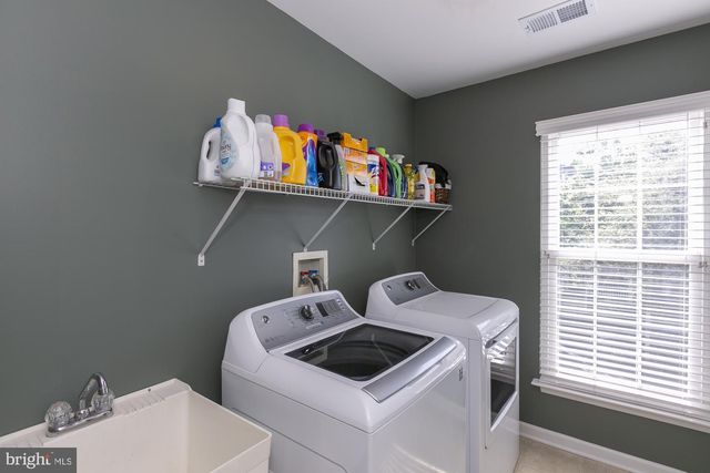 334 CALMES ST, Charles Town, WV 25414