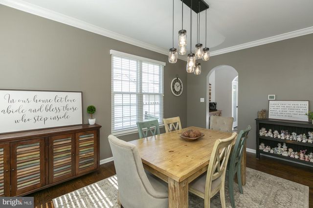 334 CALMES ST, Charles Town, WV 25414