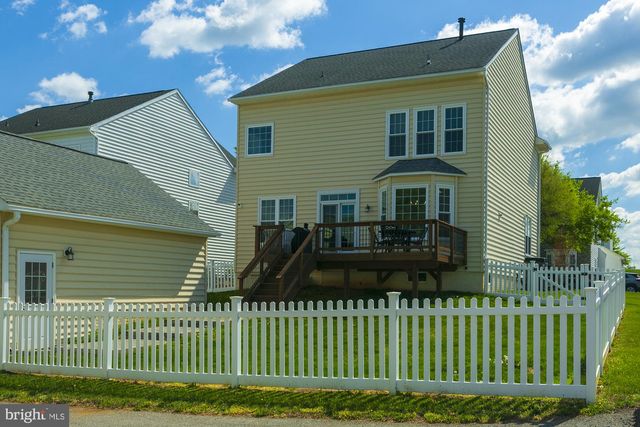 334 CALMES ST, Charles Town, WV 25414