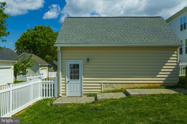 334 CALMES ST, Charles Town, WV 25414