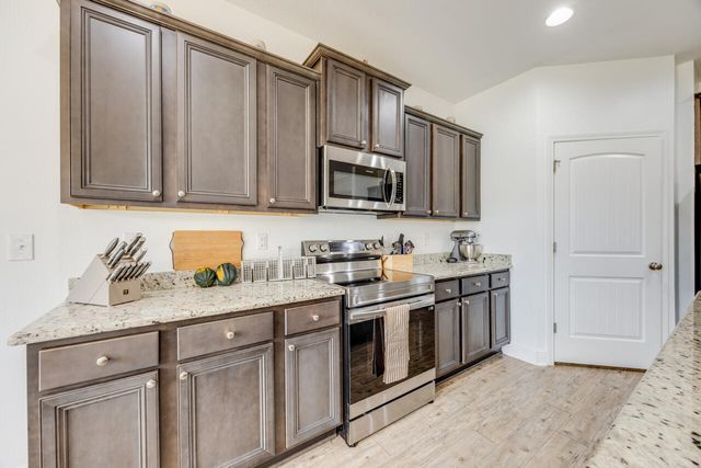 429 Chickadee Street, Crestview, FL 32539