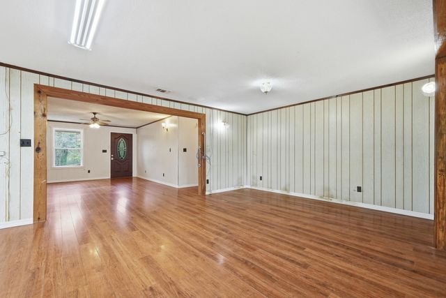 4758 Boutwell Road, Laurel Hill, FL 32567