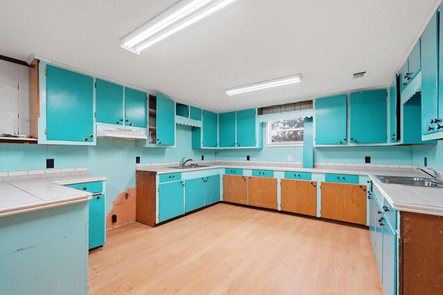 4758 Boutwell Road, Laurel Hill, FL 32567