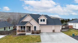 3529 Hanstead St, Richland, WA 99352