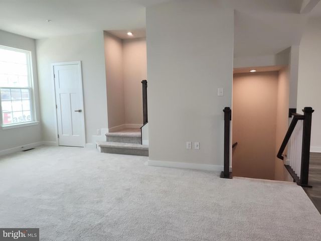 22 INDIAN FIELD LN, Souderton, PA 18964