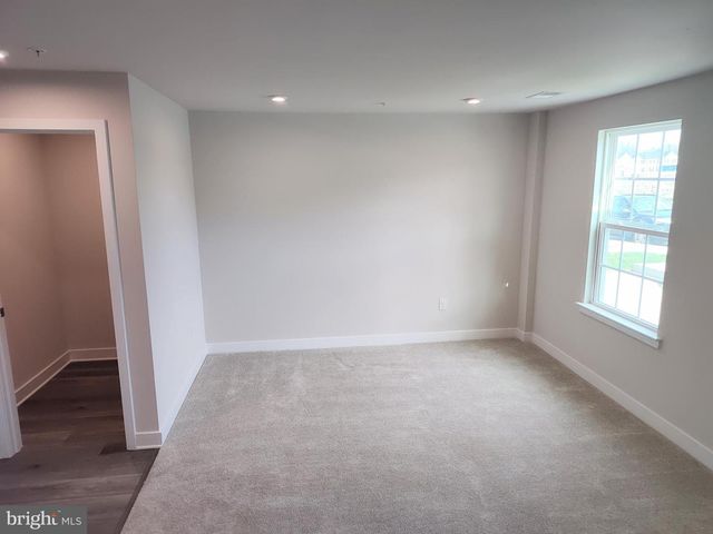 22 INDIAN FIELD LN, Souderton, PA 18964