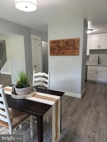 1802 WHITPAIN HLS, Blue Bell, PA 19422