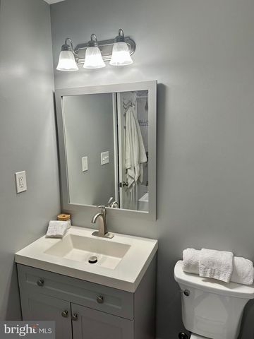 1802 WHITPAIN HLS, Blue Bell, PA 19422