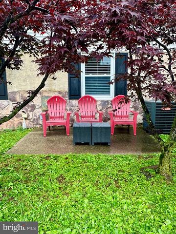 1802 WHITPAIN HLS, Blue Bell, PA 19422