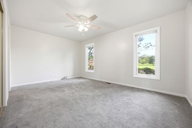 190 S Circle Avenue, Bloomingdale, IL 60108