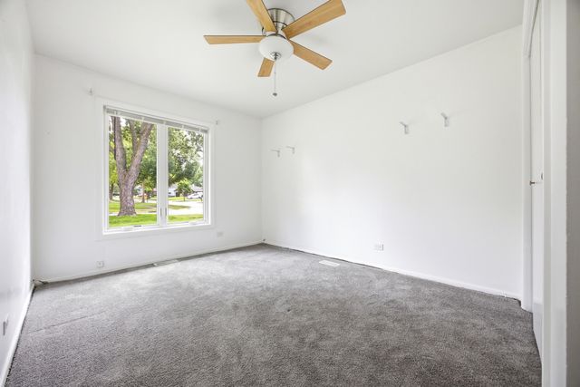 190 S Circle Avenue, Bloomingdale, IL 60108