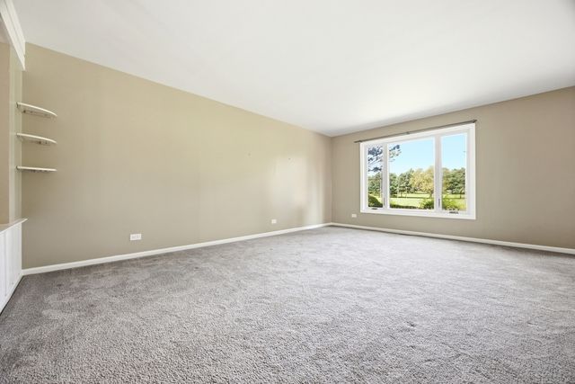 190 S Circle Avenue, Bloomingdale, IL 60108