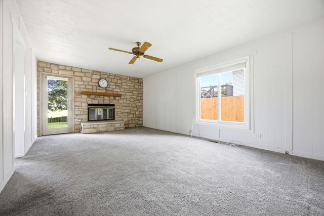 190 S Circle Avenue, Bloomingdale, IL 60108