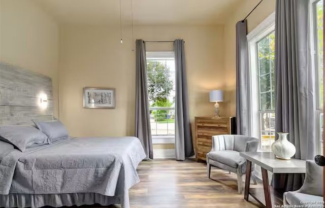 1246 Waverly, San Antonio, TX 78201