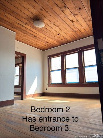 505 rio grande, Pearsall, TX 78061