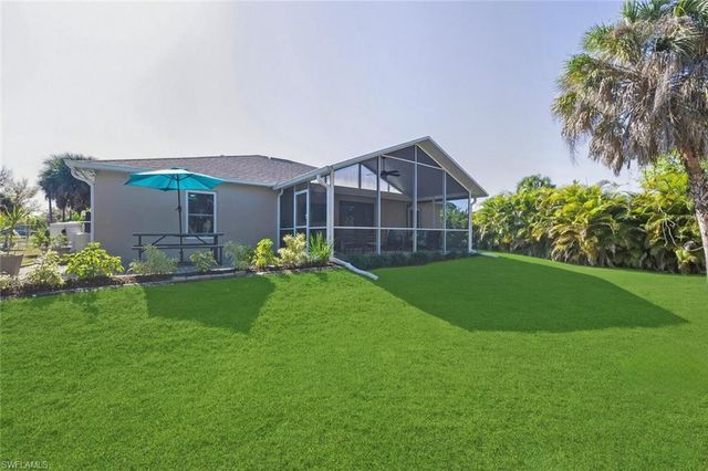 2591 2nd AVE SE, Naples, FL 34117