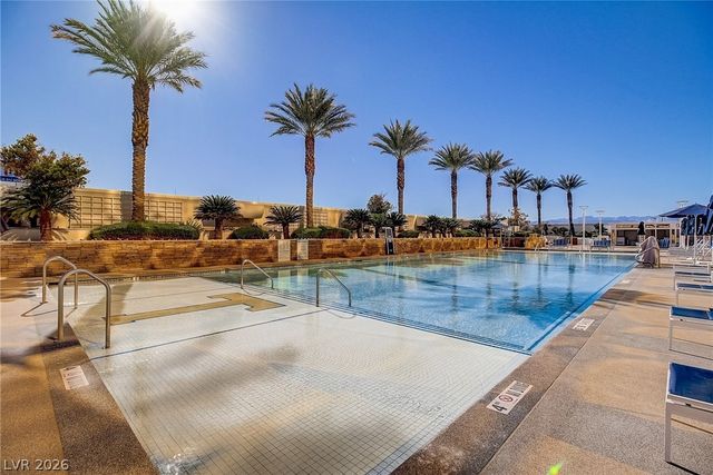 2000 North Fashion Show Drive 5612, Las Vegas, NV 89109