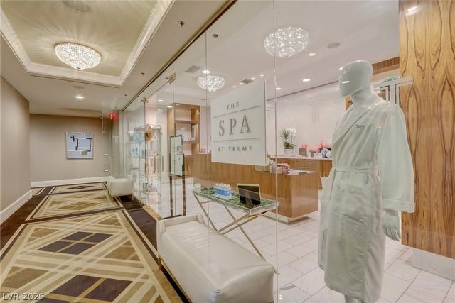 2000 North Fashion Show Drive 5612, Las Vegas, NV 89109