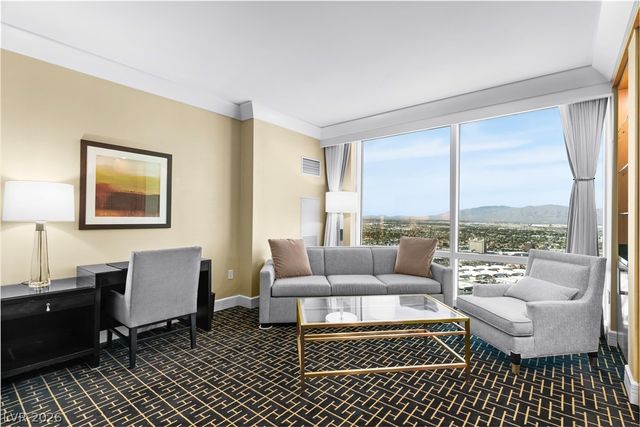 2000 North Fashion Show Drive 5612, Las Vegas, NV 89109