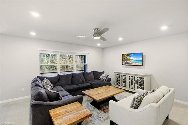 108 Castile CT, Punta Gorda, FL 33983