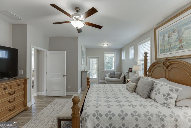 5188 Watchmans Cove, Gainesville, GA 30504